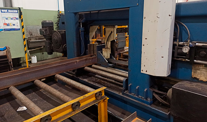 Sierra automática 3